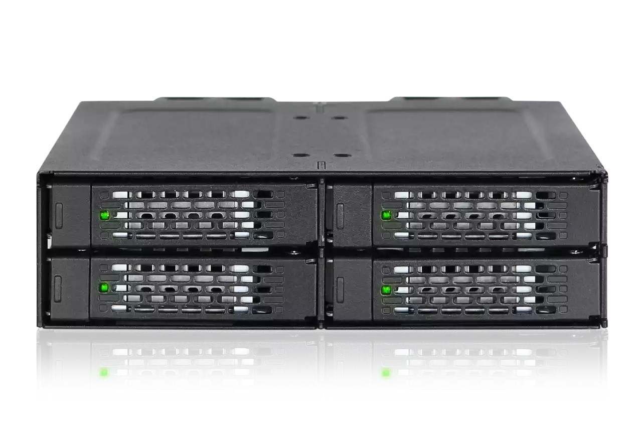 Icy Dock MB699VP-B Storage backplane